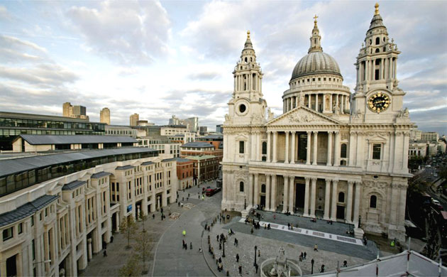 http://someinterestingfacts.net/wp-content/uploads/2013/01/St.-Pauls-Cathedral.jpg