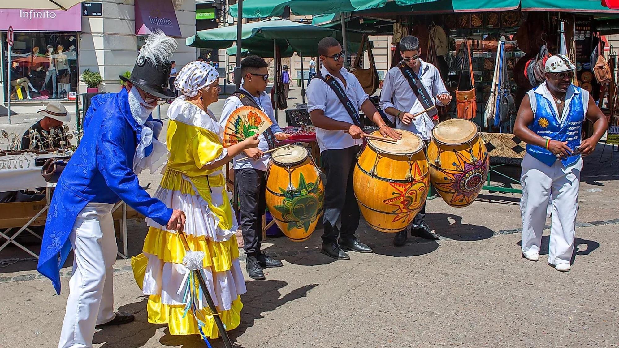 People & Culture
