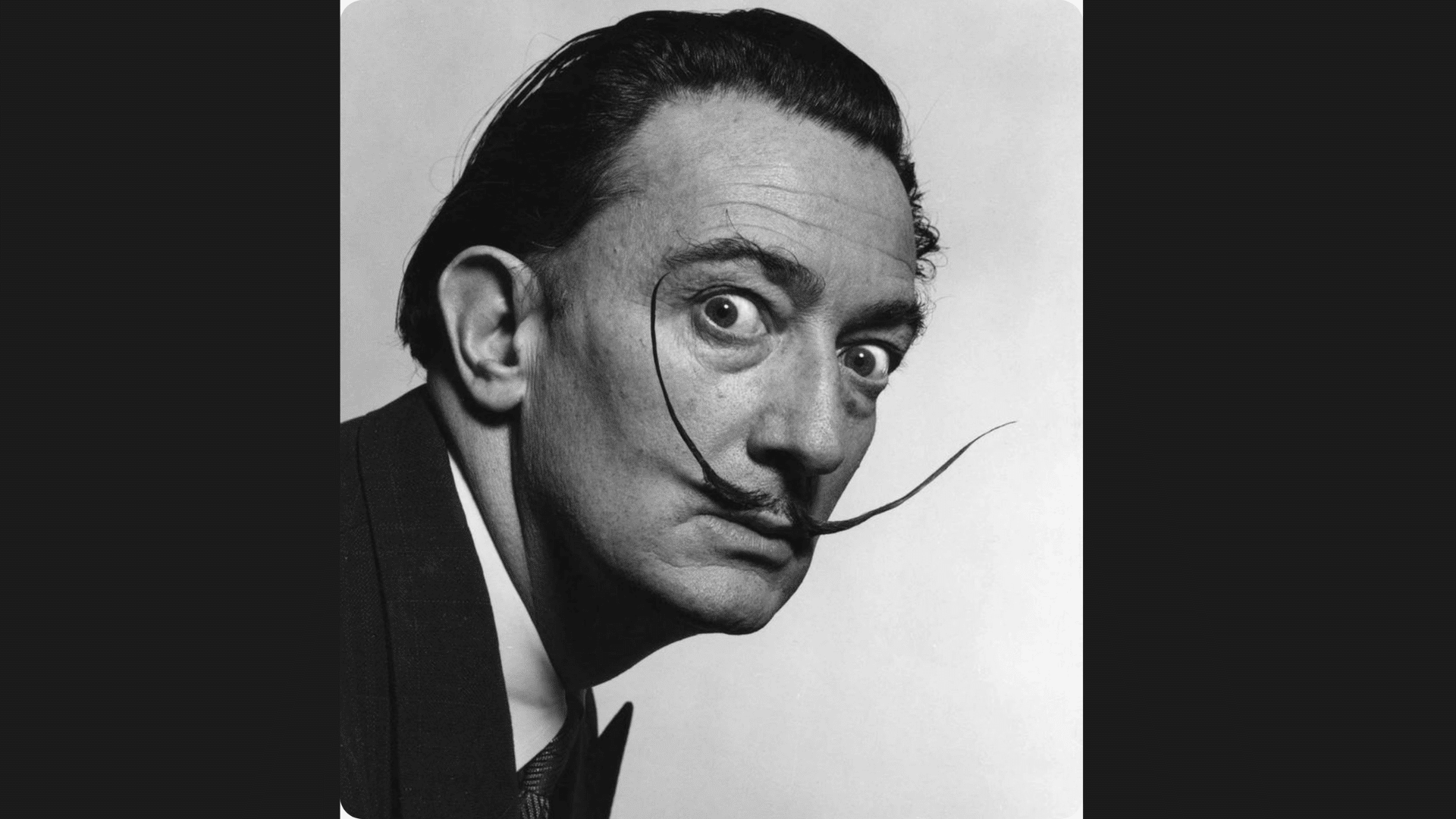 Salvador Dalí
